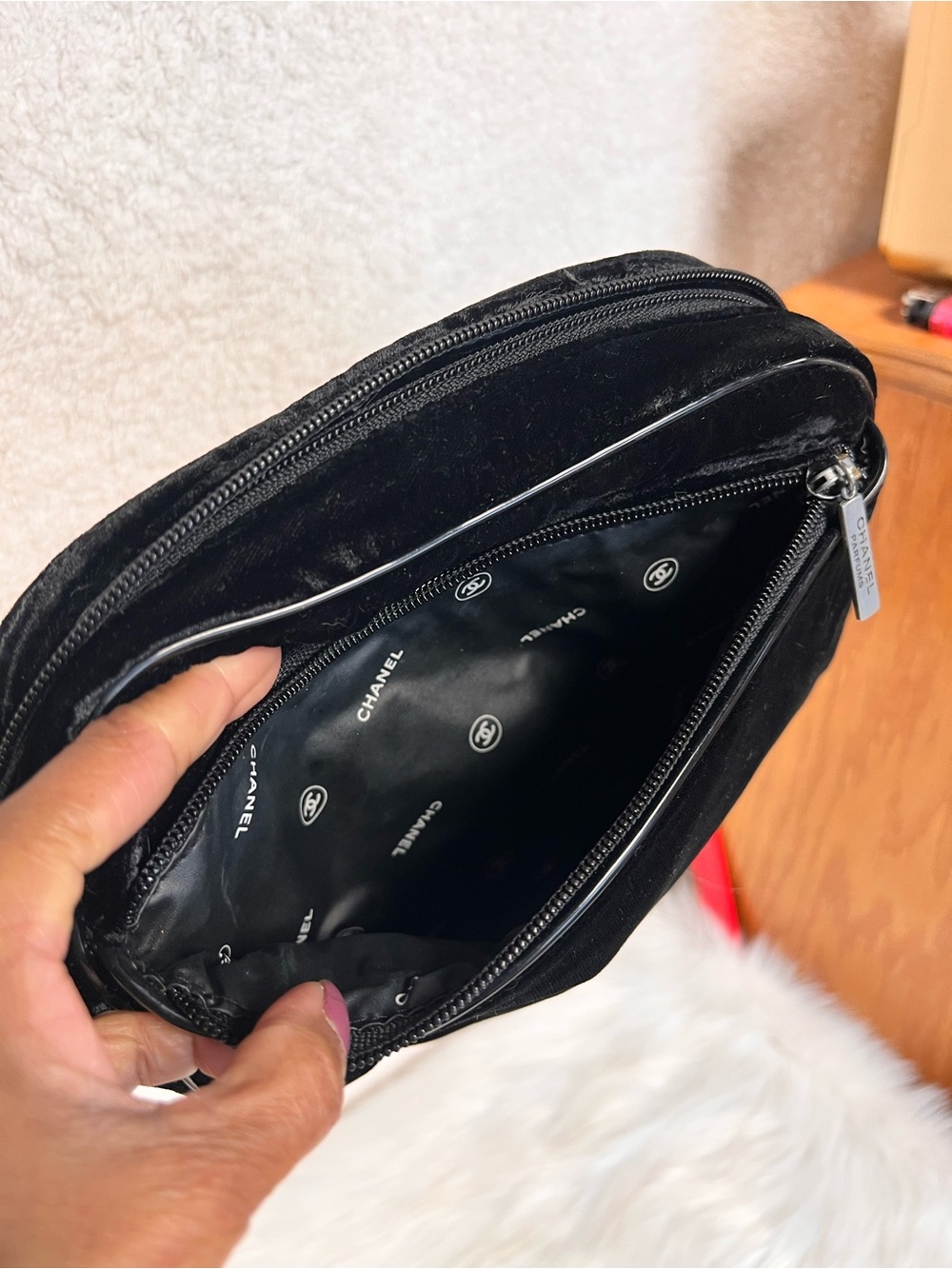 CHANEL Black Velvet Toiletry Pouch with Branded Logo - Picture 6 of 7